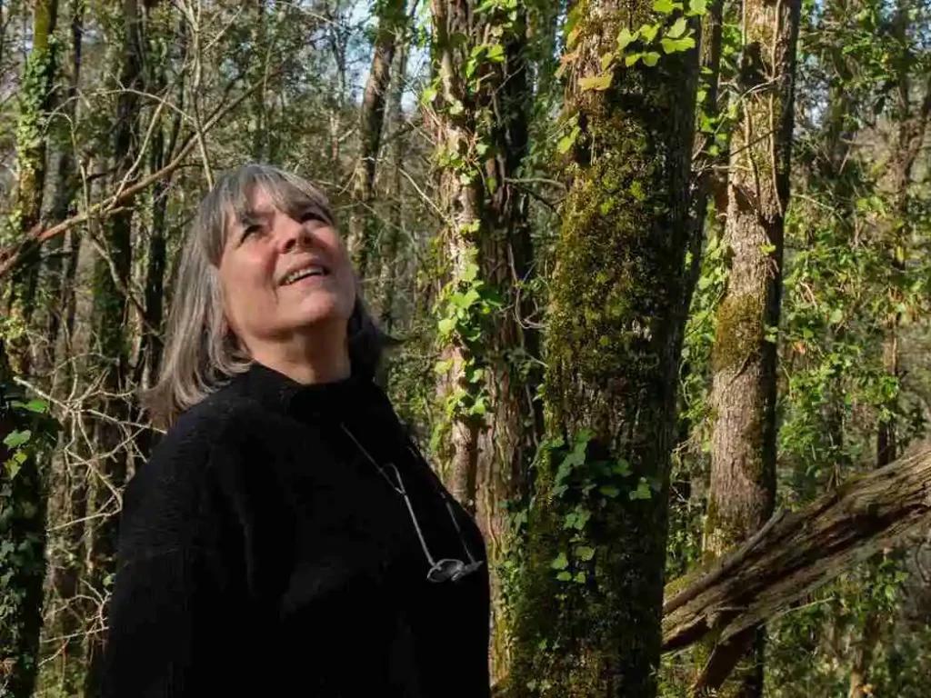 Mme Humblet dans sa forêt