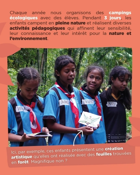 Présentation par les élèves de leur création artistique faite avec des feuilles trouvées en forêt